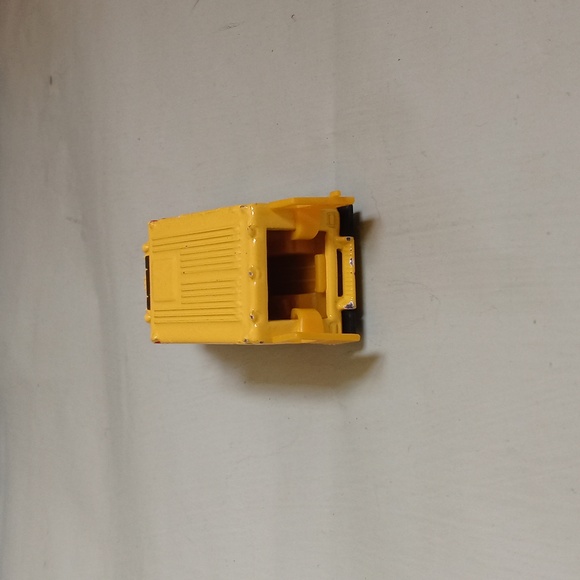 Kids Hot Wheels vintage Mattel 1988 Ambulance Unit 5 rescue radio dispatch - Picture 12 of 14